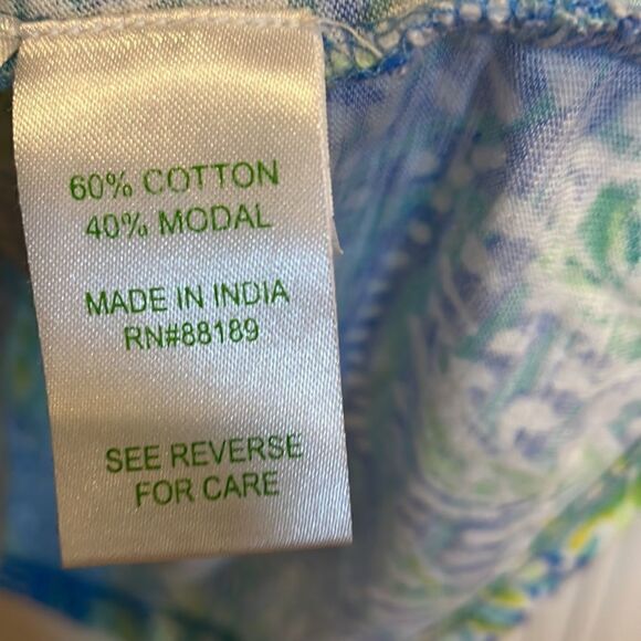 Lilly Pulitzer V-neck Sleeveless Dress - Picture 3 of 6